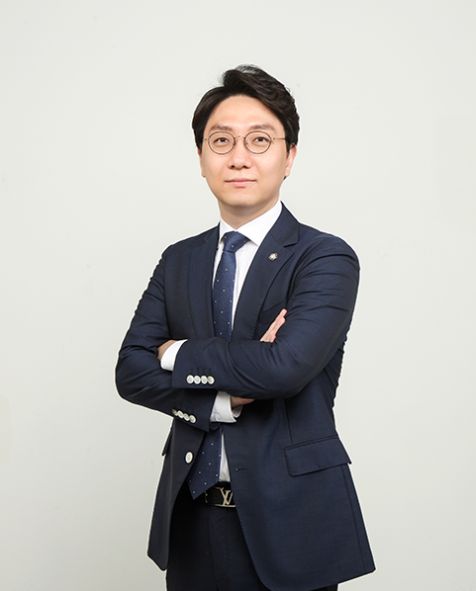 신인규 변호사 정치 경력