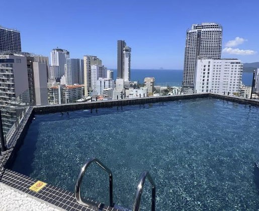 씨사이드-부티크-호텔-루프탑-수영장