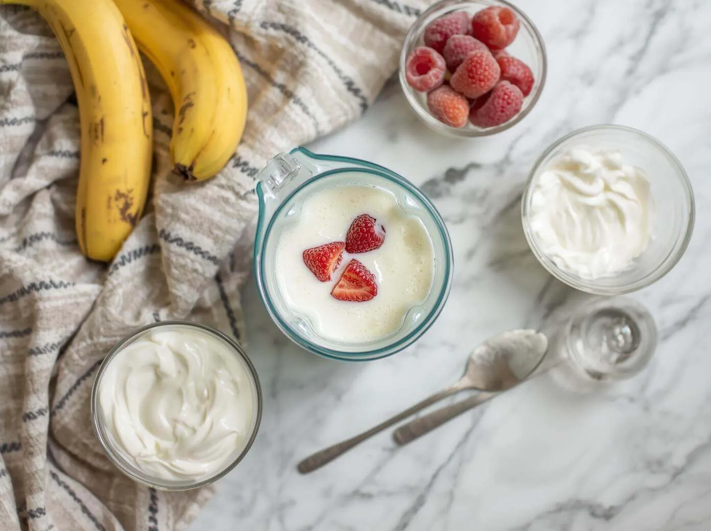 그릭요거트 우유