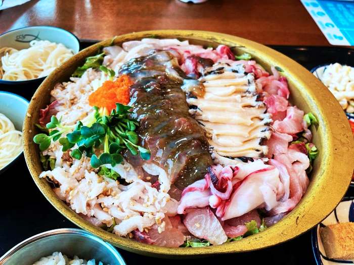 생방송 오늘저녁 인천 을왕리 속초식 제철 생선회 사골육수 물회 맛집