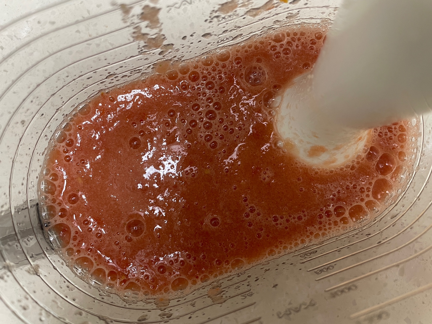 가스파초 레시피 - 모든 재료 한꺼번에 갈기