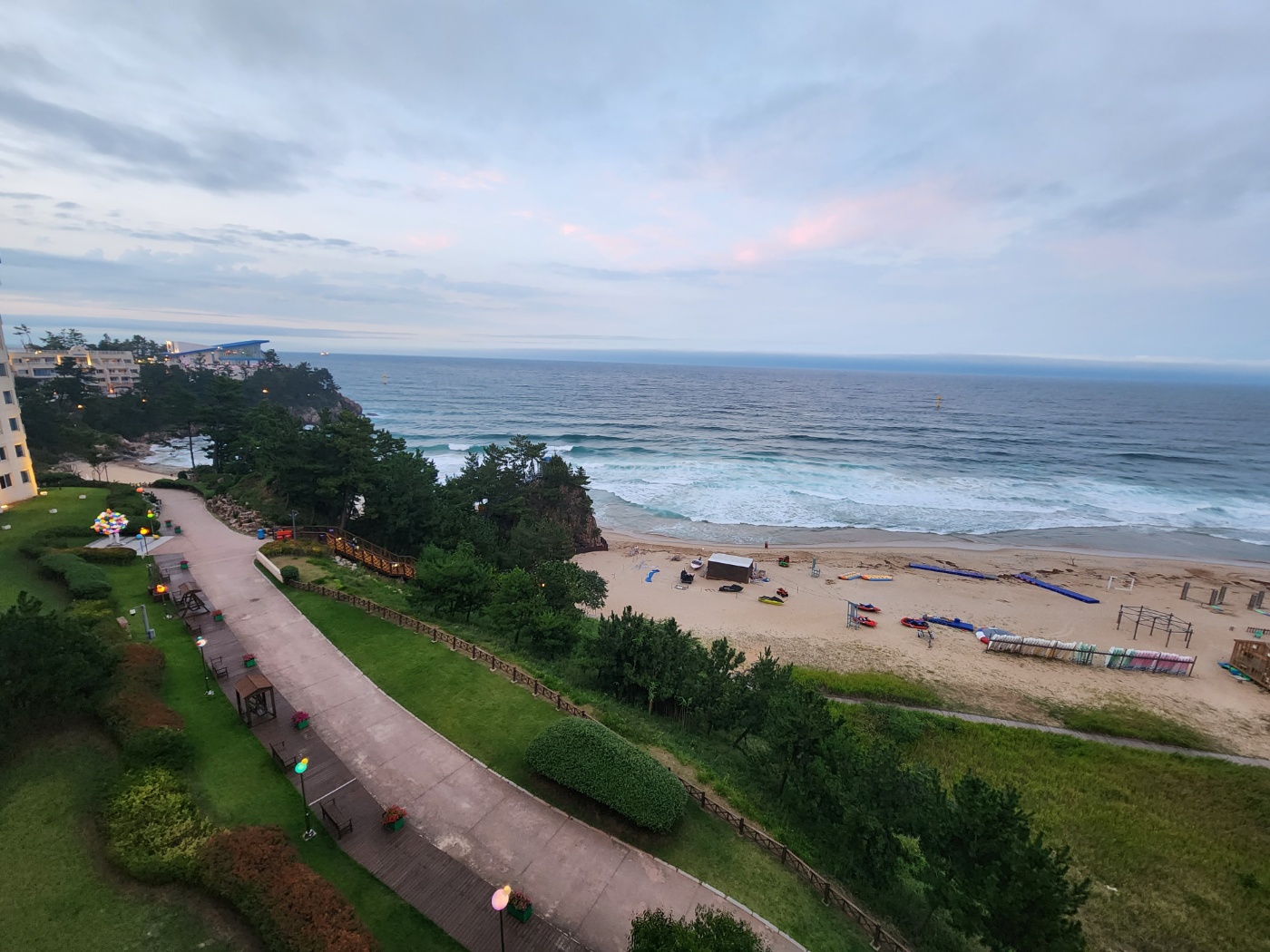 작년에 왔던 B동 방뷰