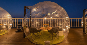 투명 돔 캠핑장