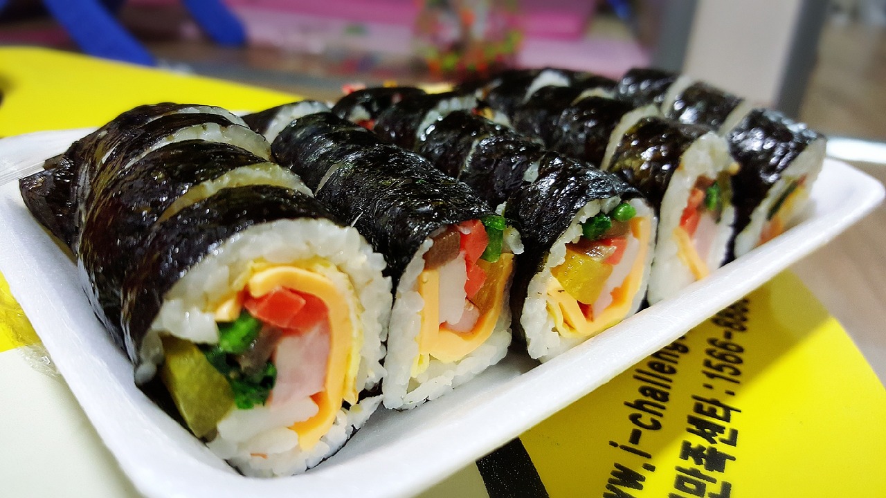김을 이용한 대표 요리 김밥