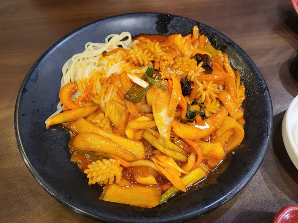 리안-야끼우동
