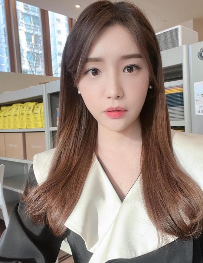 유지은 아나운서 나이 프로필 인스타 라디오 업무배제 과거 화보