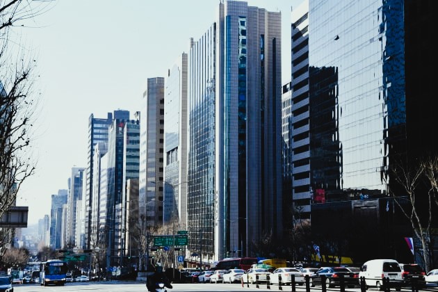 공급 과잉- 대형 오피스 빌딩의 준공 러시