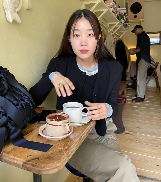 조소빈 사복