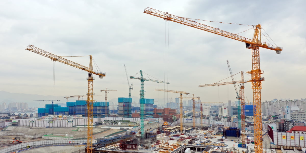 대구의 한 아파트 공사 현장.