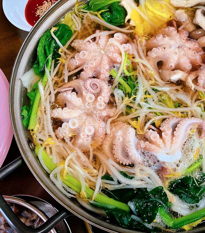 식객 허영만 백반기행 장한평 장안동 복어 바지락 육수 주꾸미 샤부샤부 맛집
