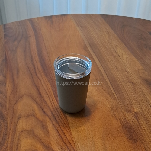 투고 텀블러 사진 이에요.