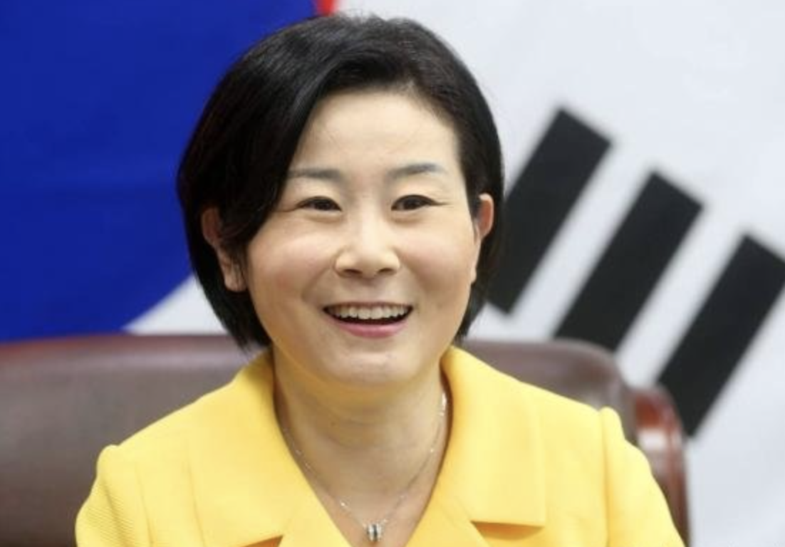 김희정 프로필