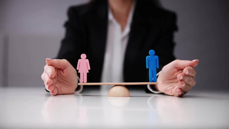 여성 호르몬 불균형? 자가 체크방법과 생활 속 개선 꿀 팁!