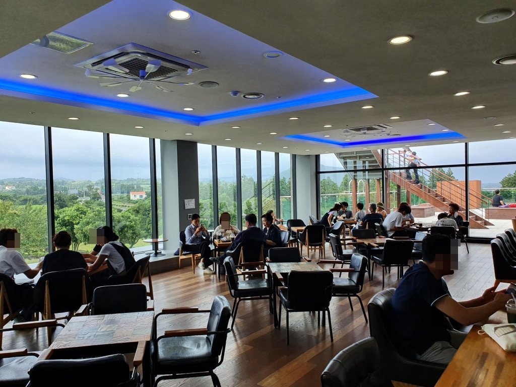 제주 오늘은 녹차한잔 2층