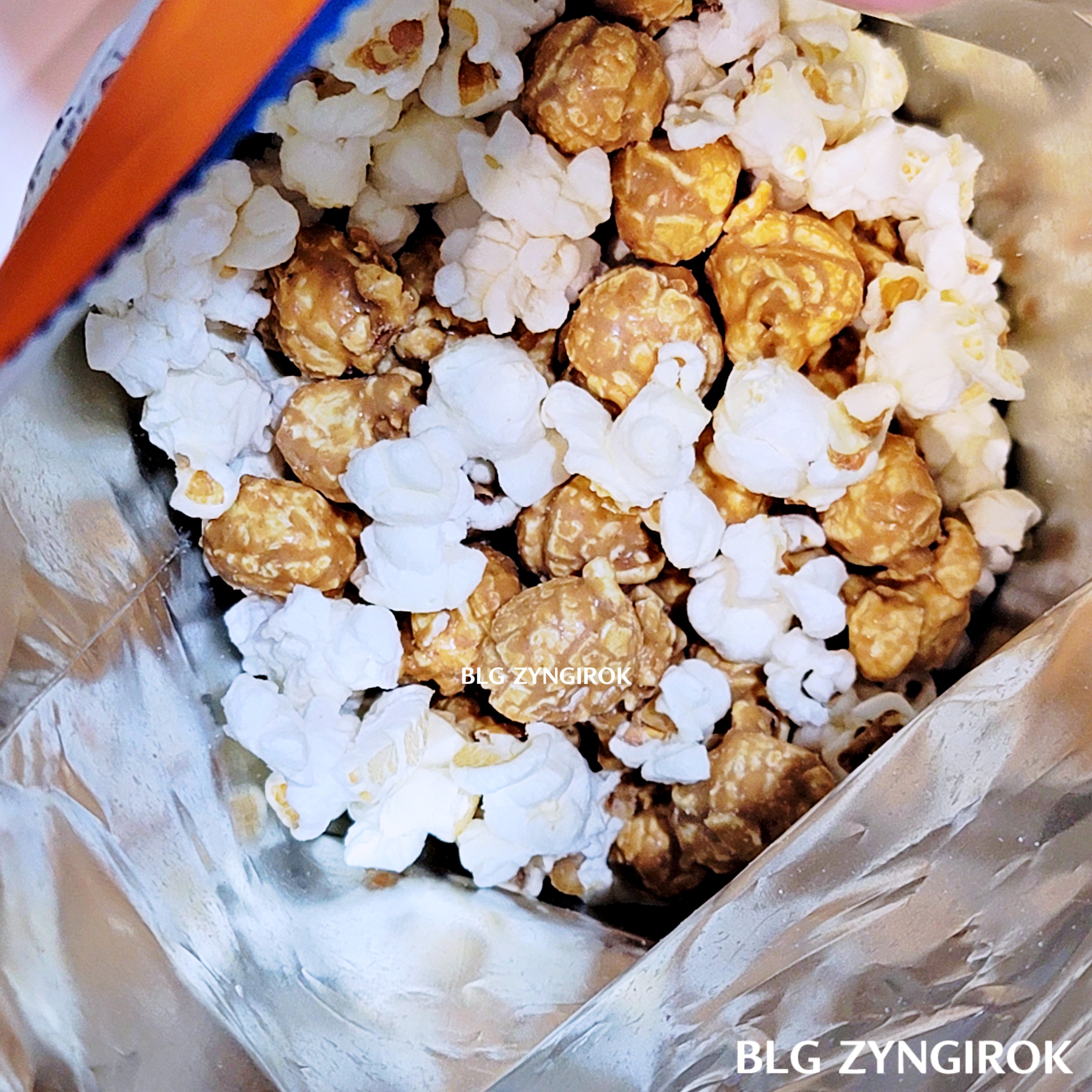 피코크 씨솔트 카라멜 크림 치즈 팝콘들 모습이다.