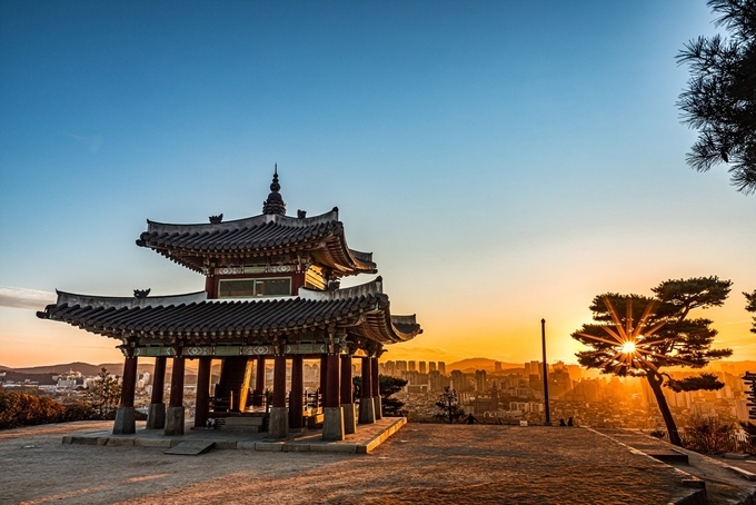 수원 서장대 해돋이