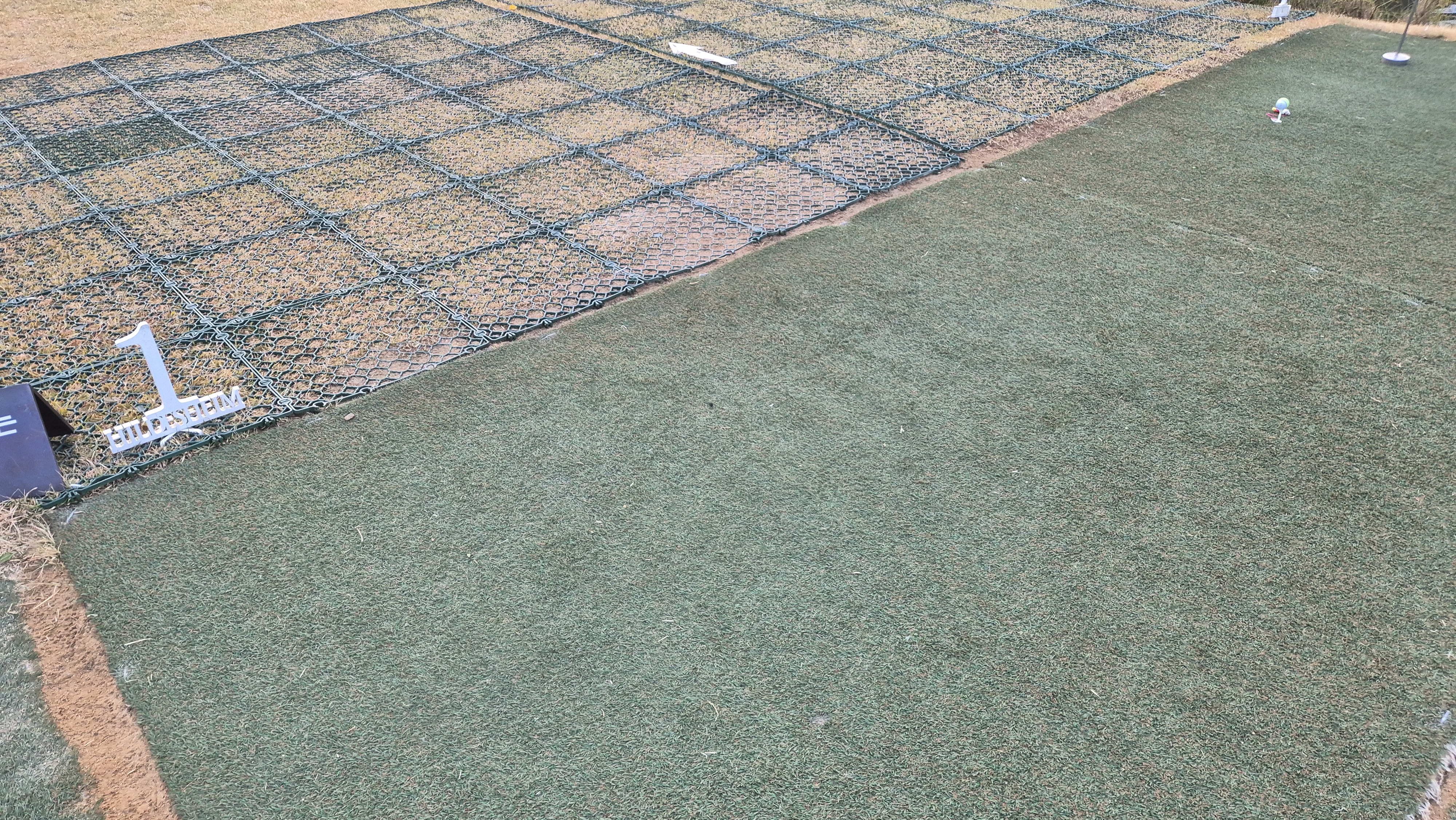 힐데스하임 레이크-힐 코스 티잉구역 상태