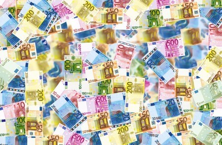 ๋ฏผ์ ์ง์๊ธ 40๋ง์, ๋๊ฐ ๋ฐ์๊น?