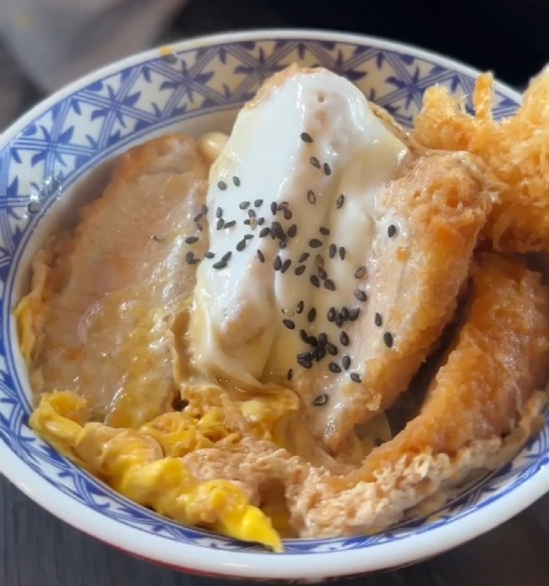 -밤리단길-가츠잇