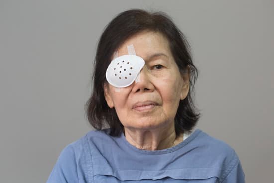 백내장 총정리 ❘ 흐려지는 눈, 시력 되찾는 방법