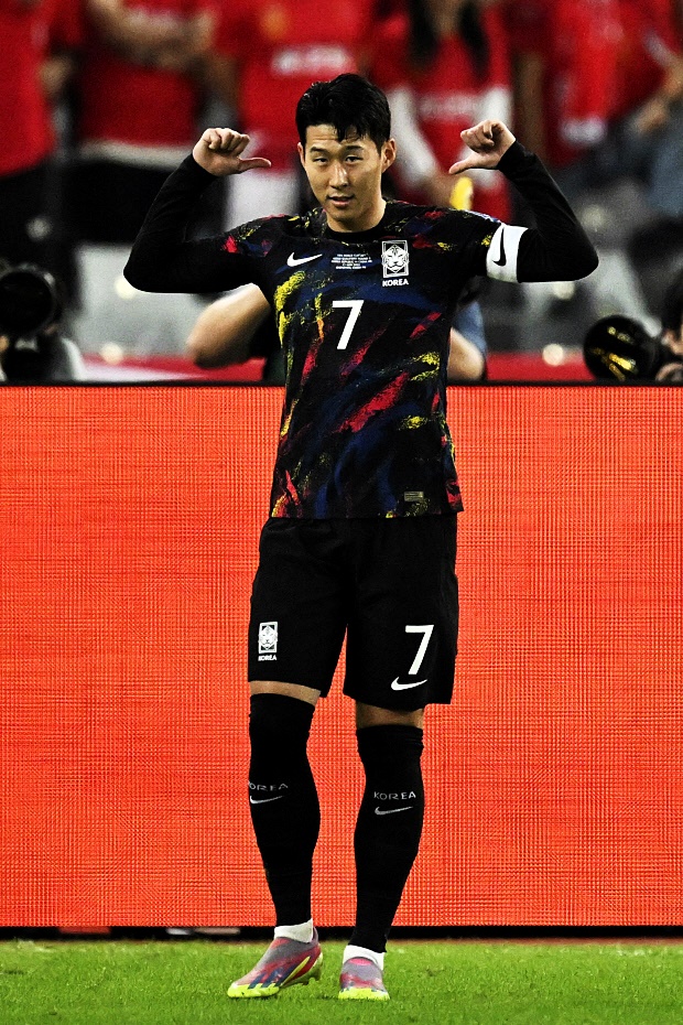 한국 중국 축구 하이라이트