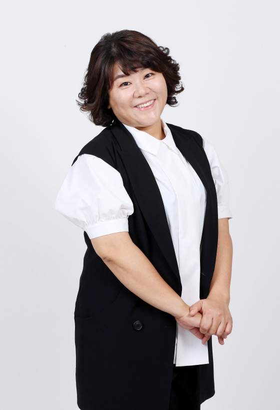 배우 이정은
