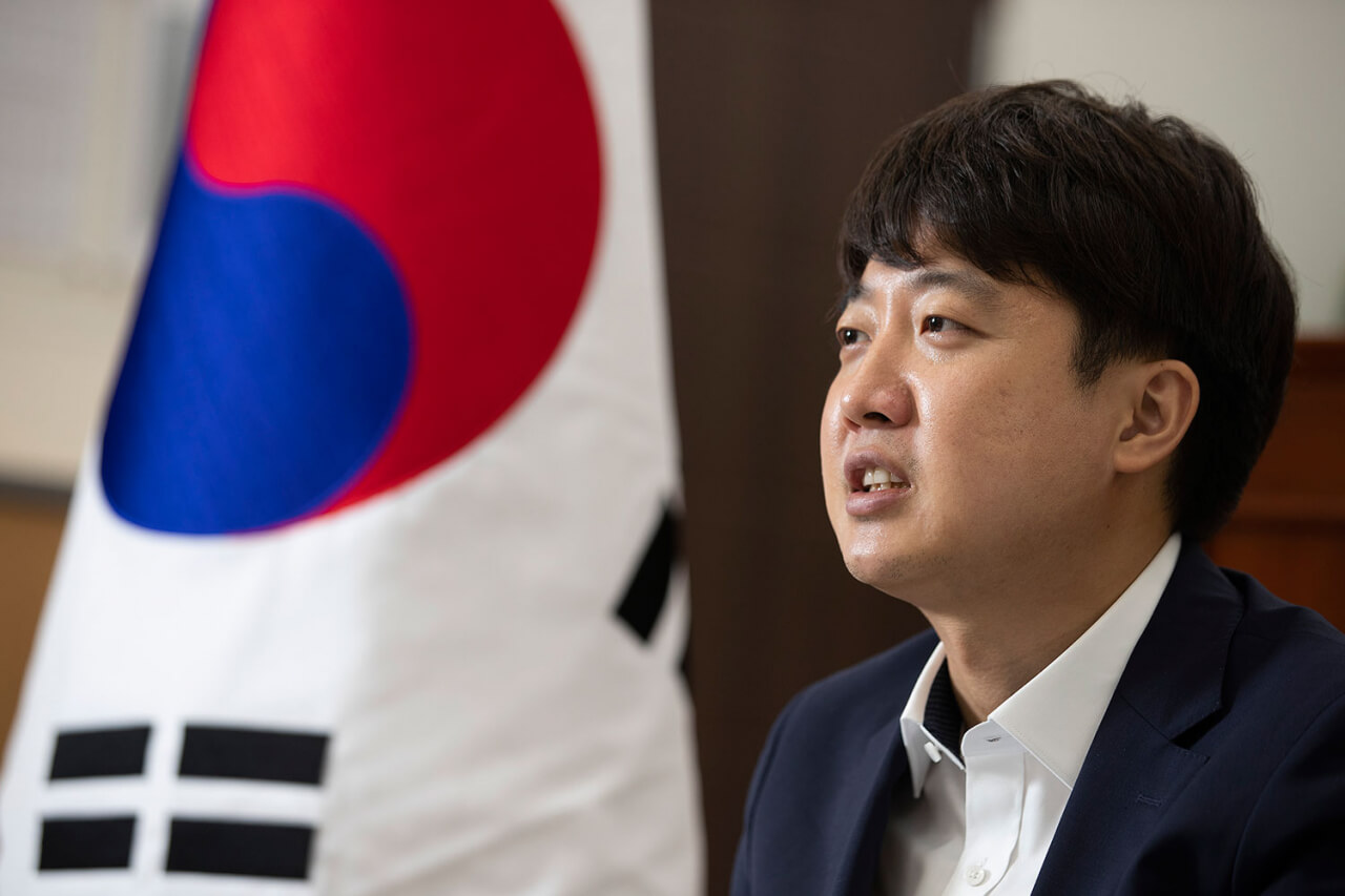 이준석 사주팔자 분석 정치 운명 해석