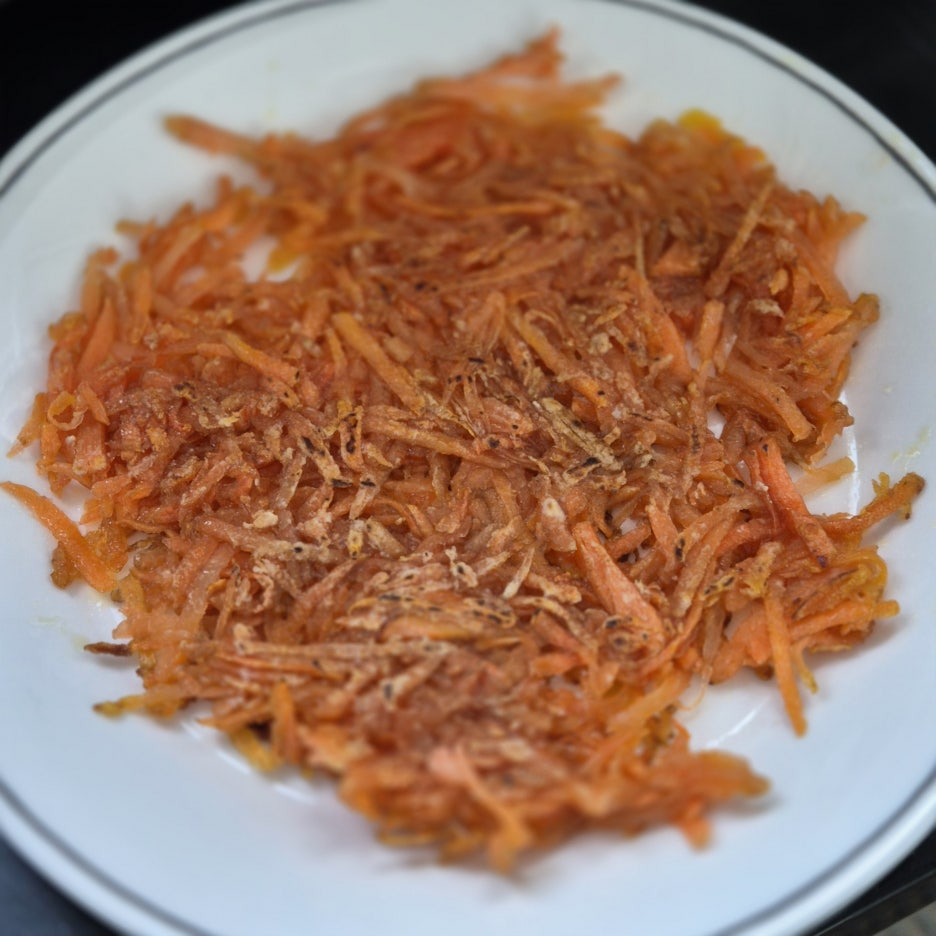 당근전, 당근전 레시피, carrot pancake, healthy recipe, 간단요리, 초간단 레시피, easy cooking, 집밥, homemade food, 당근요리, vegetable recipe, 다이어트 식단, low calorie recipe, 간식 만들기, quick recipe, 자취요리, cooking tips, 전분요리, gluten free recipe, 한국요리, korean food, 부침개, 팬요리, 5분요리, 건강식, 간편식, 채소요리, diet food, snack recipe, simple cooking