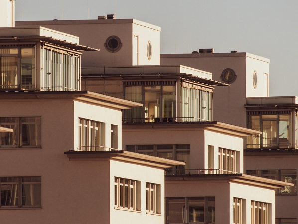 도곡1동 대표 아파트 비교분석!도곡쌍용예가 vs 역삼럭키 투자 가치는?