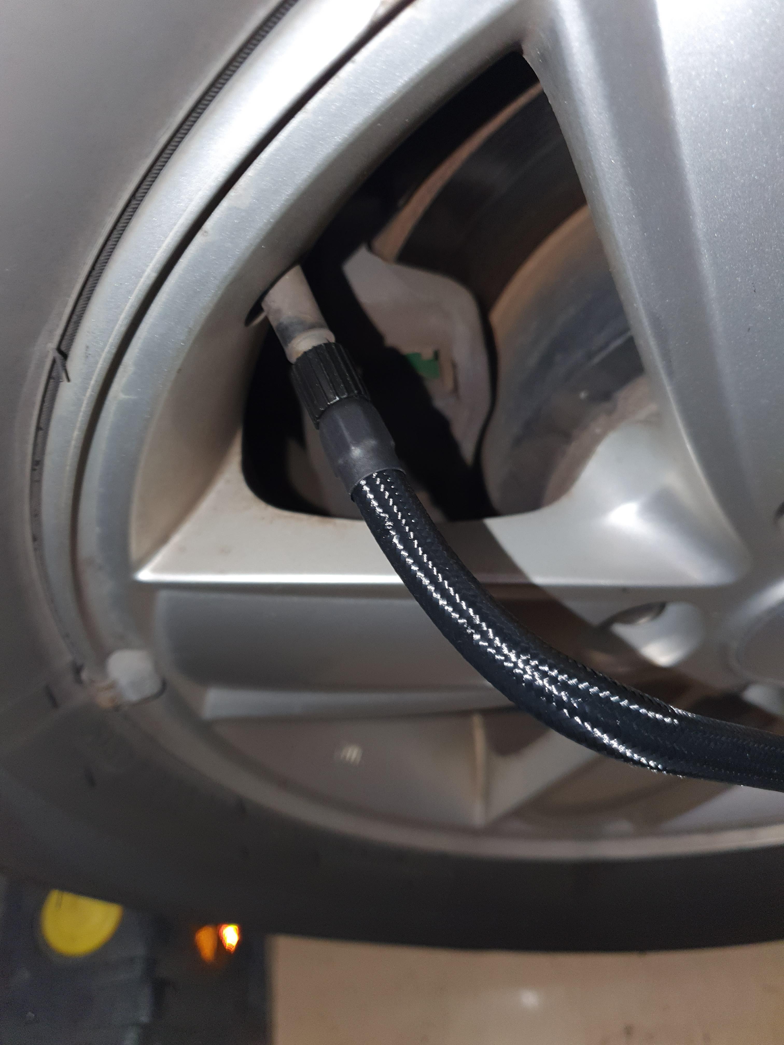 sm7 컴프레서 공기주입구