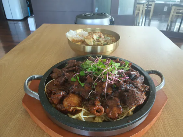 생생정보 기다려야 제맛 고추장 불고기 음식점 위치