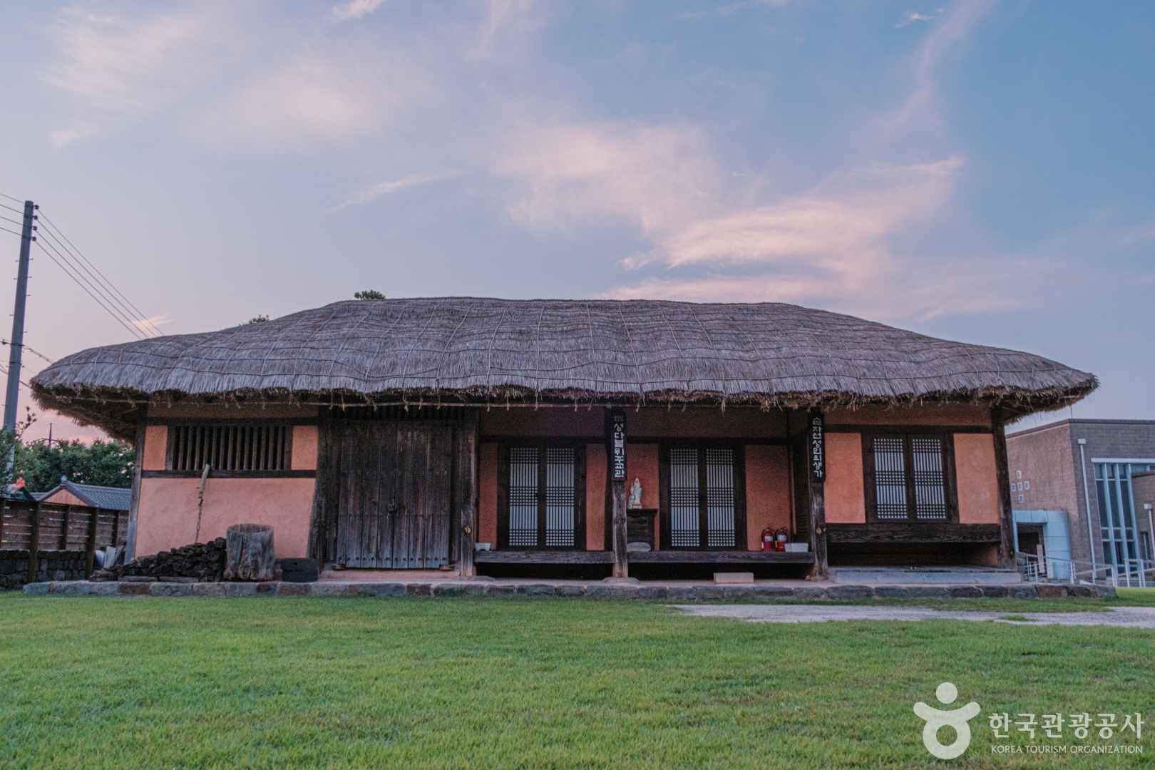 사진=신리성지(한국관광공사)