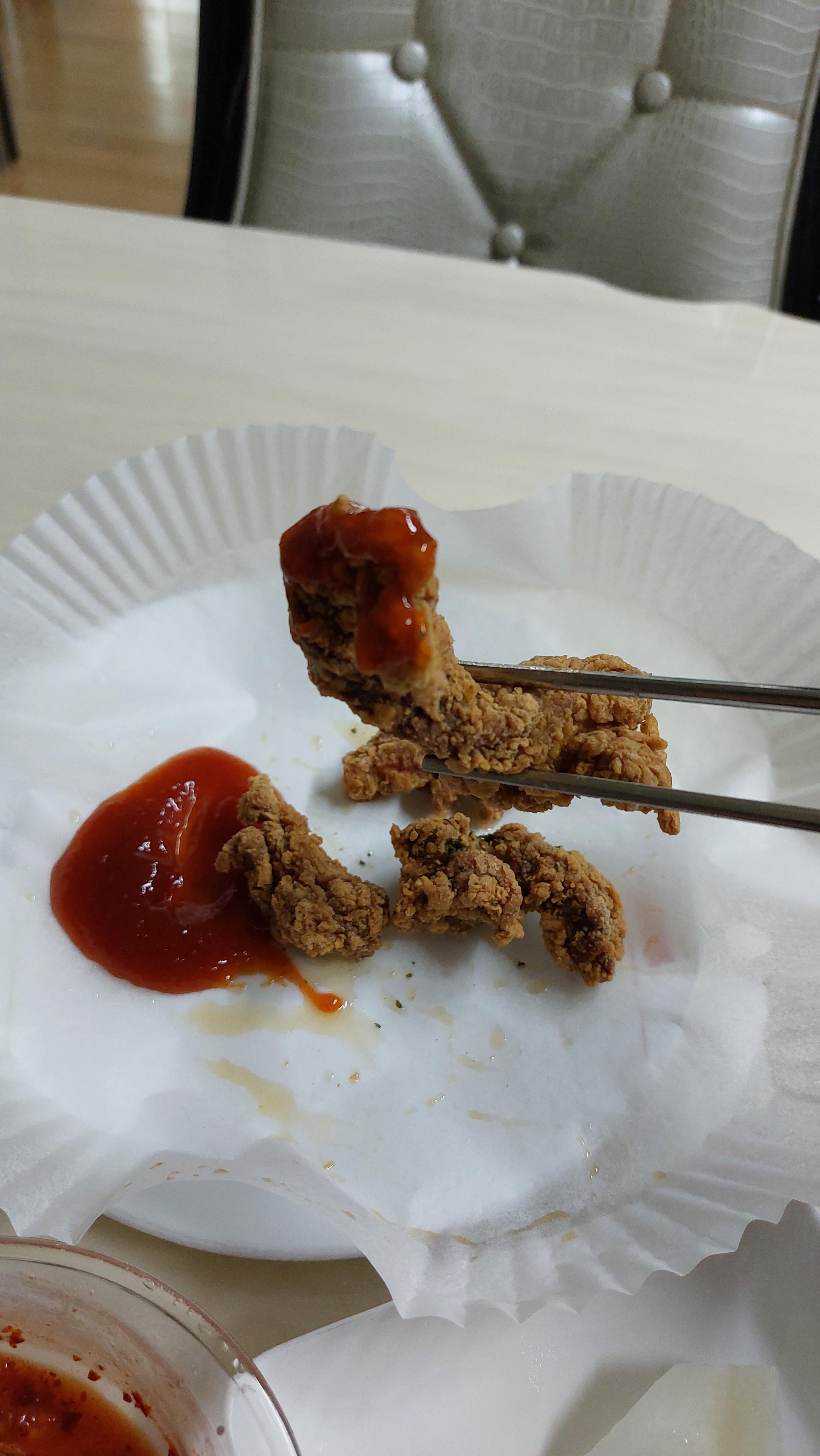 유성 홈플러스 당당 돼지갈비 후라이드 비주얼은 합격