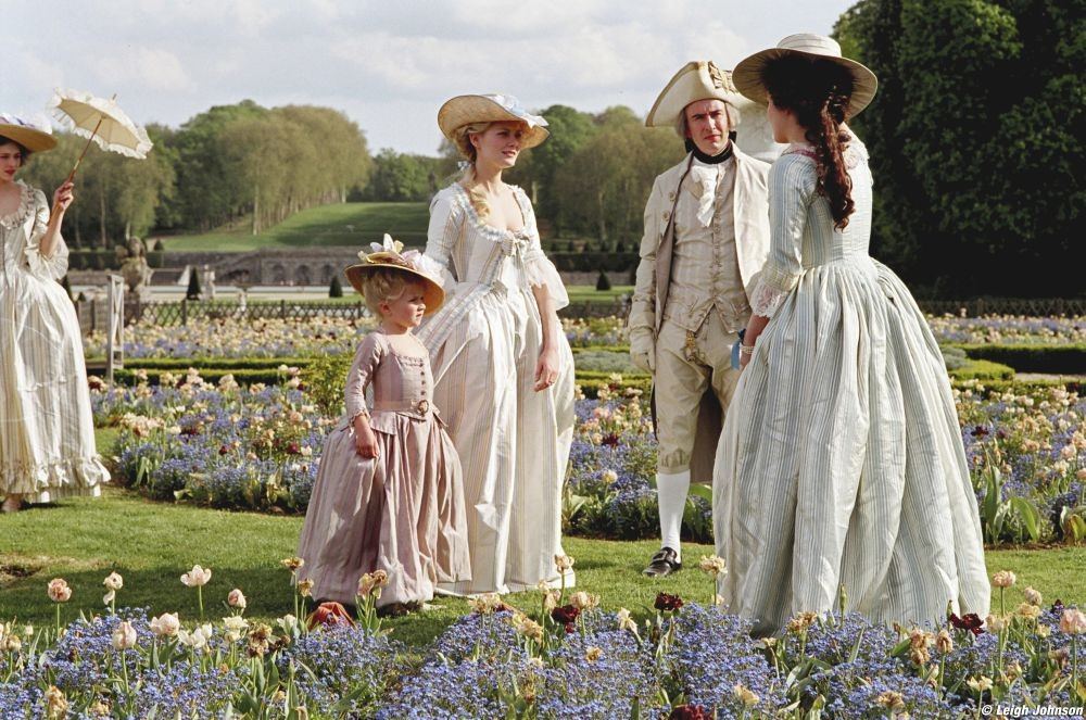 프랑스 혁명과 관련된 영화 추천 - 마리 앙투아네트 (Marie Antoinette, 2006)