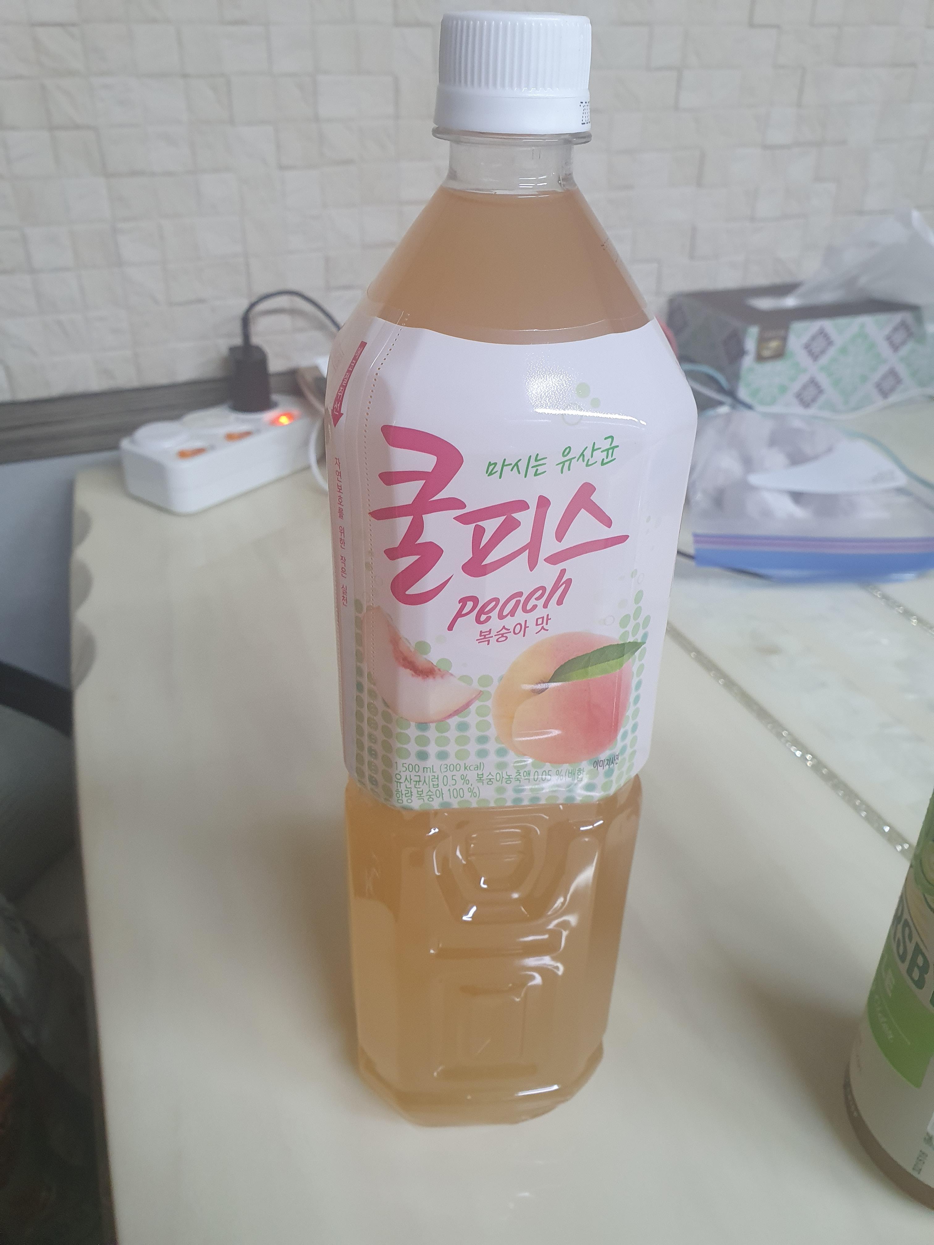 동원 쿨피스 1.5리터 달달해서 아쉬운데.. 매운치킨이랑 먹기 괜춘!