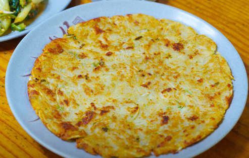 할매밥됩니까? 메밀피 김치만둣국 홍천 맛집 정보 