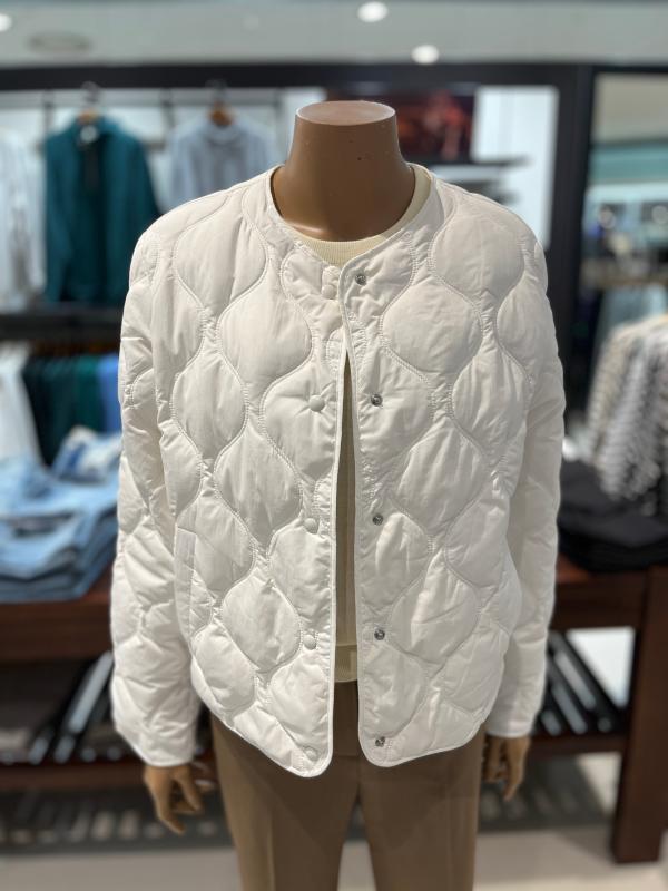 지오다노 여 경량 퀼팅 오리털 자켓 373908