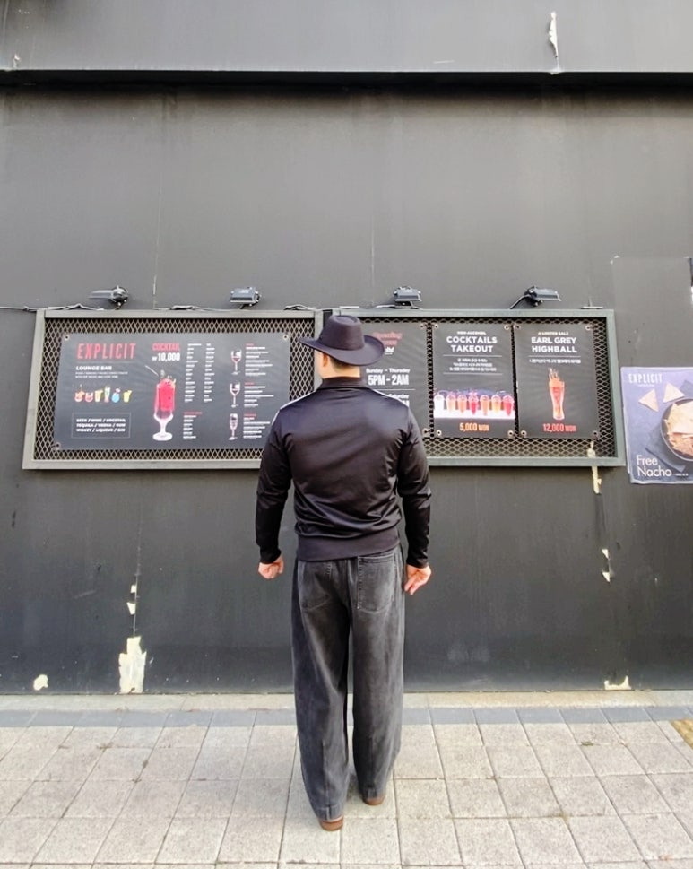 데일리룩('26.3.16.)유니버셜 케미스트리 페도라 웨스턴모자 카우보이모자, 아디다스 파이어버드 트랙탑, 무신사스탠다드 와이드 벌룬 팬츠, 헬로헬 스퀘어 엔지니어부츠 웨스턴부츠