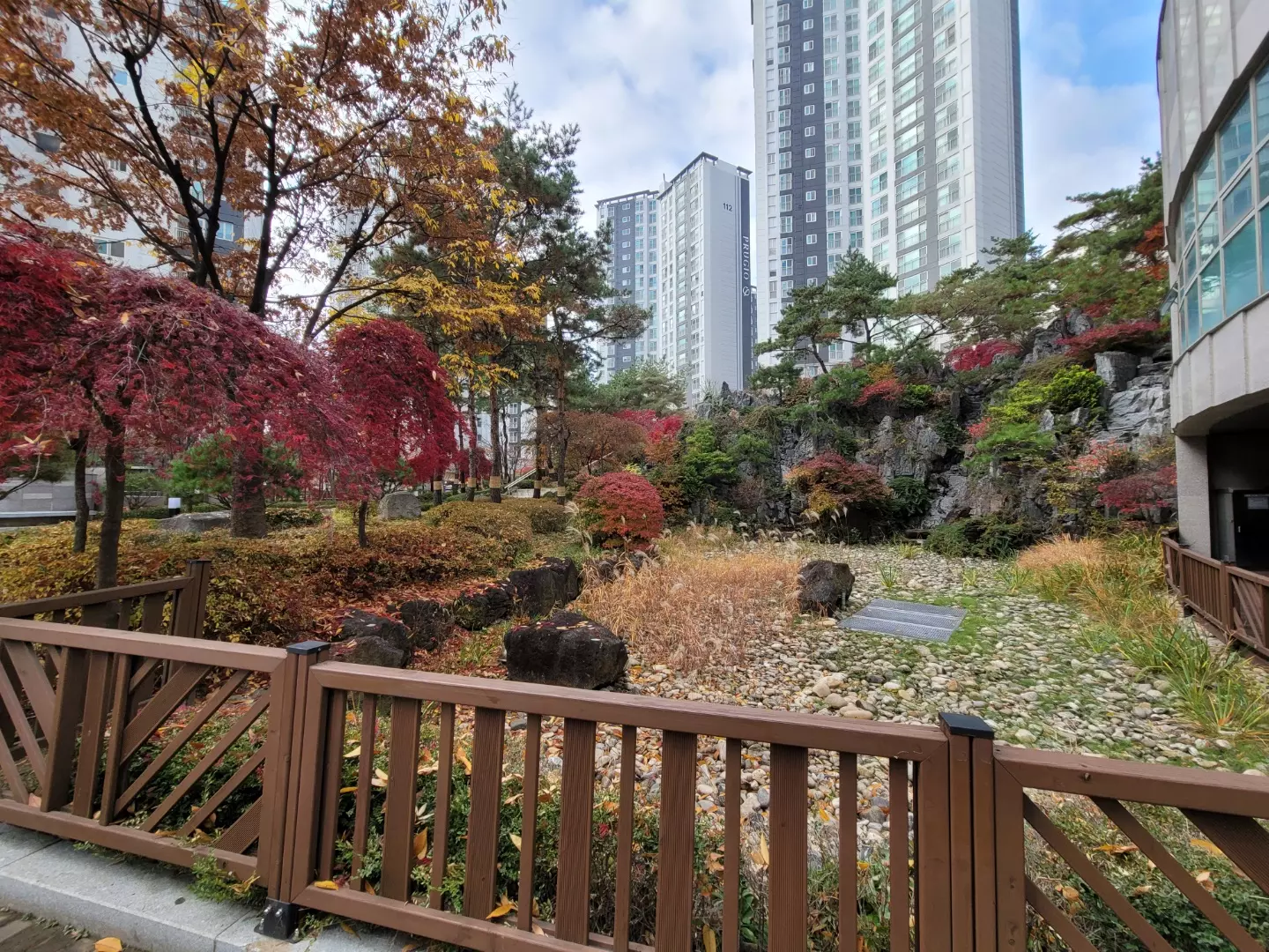 푸르지오아파트-단지내-조경