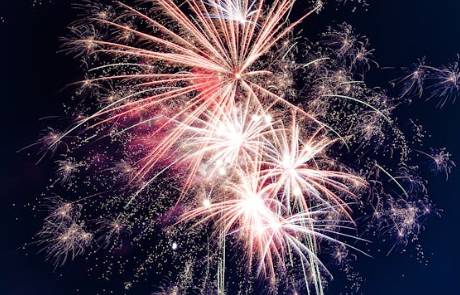 친구들과 즐거운 파티를 하는 꿈 상황별 꿈해몽