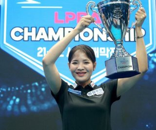 스롱 피아비 김가영 라이벌