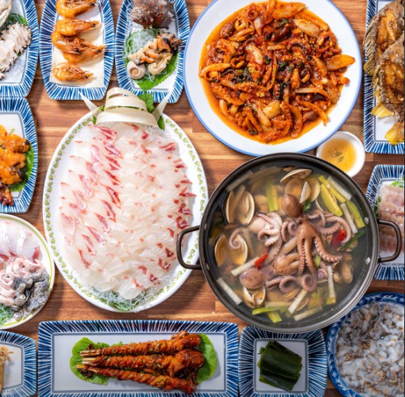 6시내고향 신안 김연포탕과 해산물