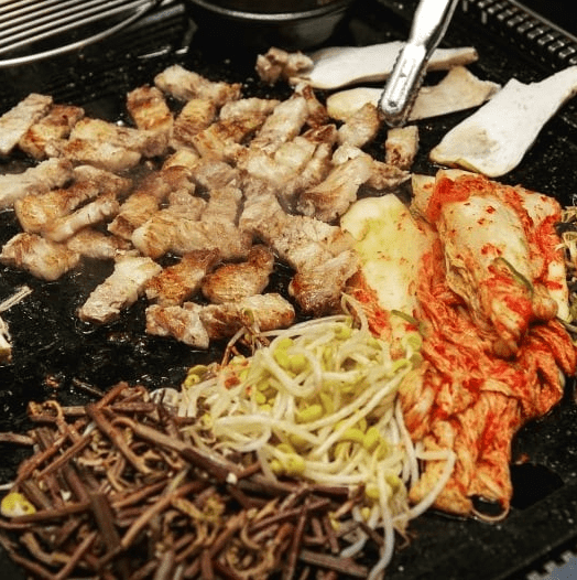 천안아산역 맛집 "빠박이네돌판삼겹" 음식 사진