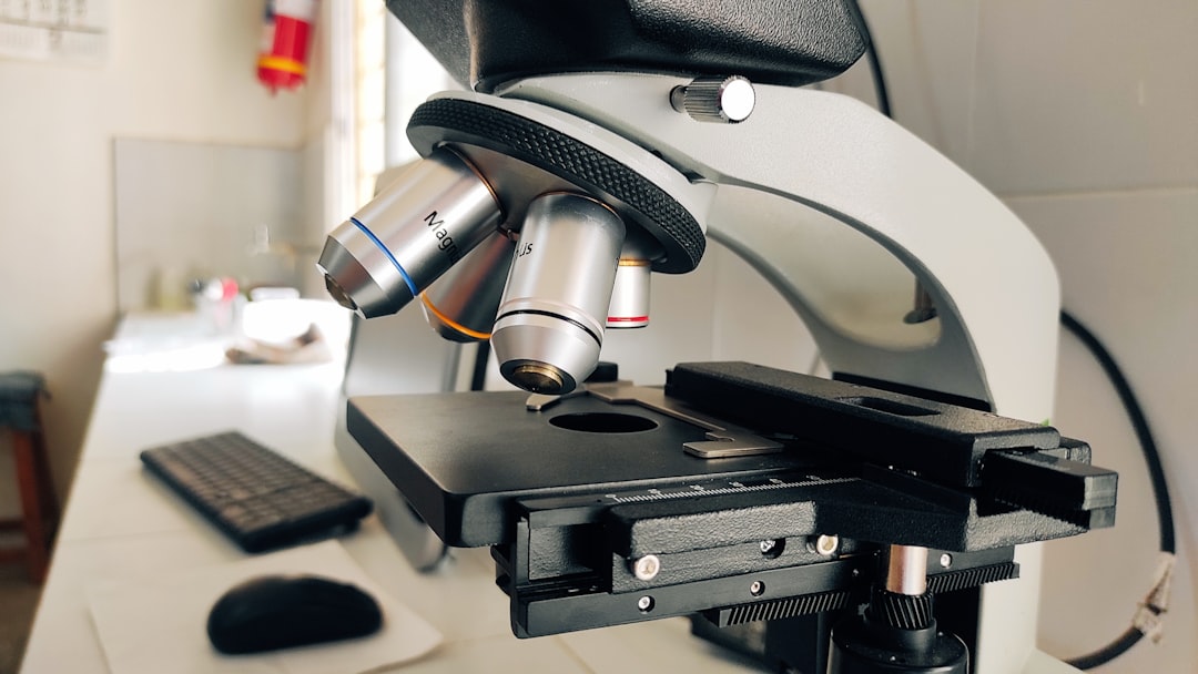 Microscope.