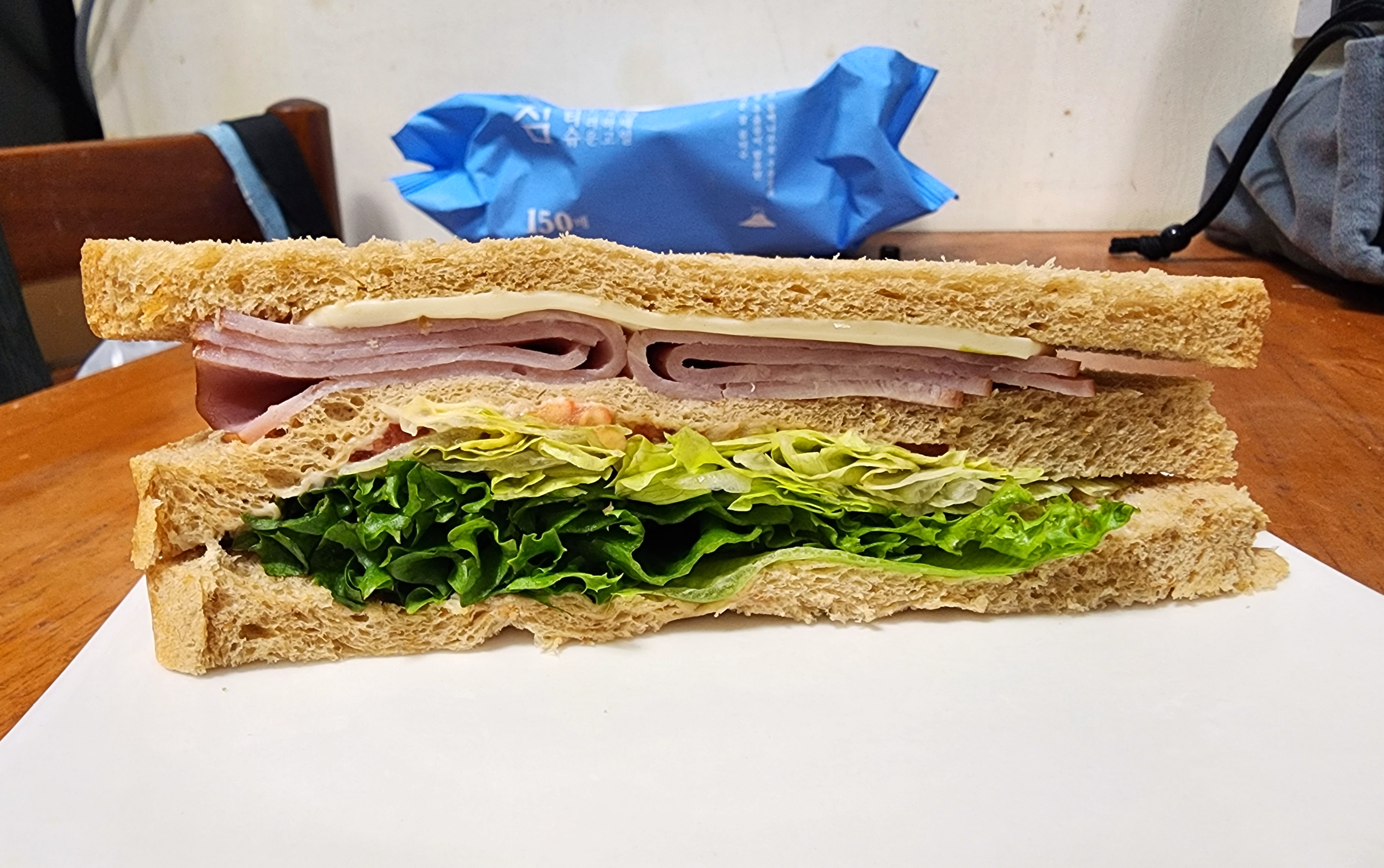 CU편의점_자이언트디럭스통밀햄