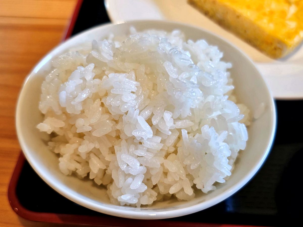 &ldquo;Steamed white rice served at Tamaki Ryokan breakfast&rdquo;