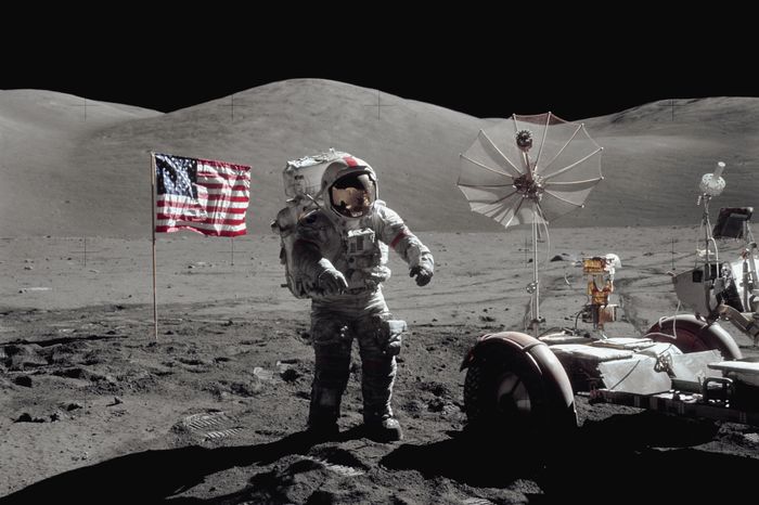 아폴로 17호 미션의 이미지.