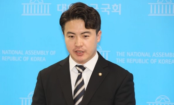 오영환 국회의원 프로필 아내 지역구 학력 및 불출마 소식