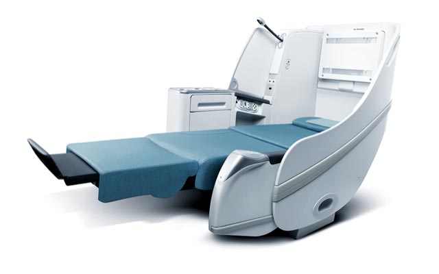 대한항공 보잉 B777 기본정보, 좌석배치도, 좌석 간격