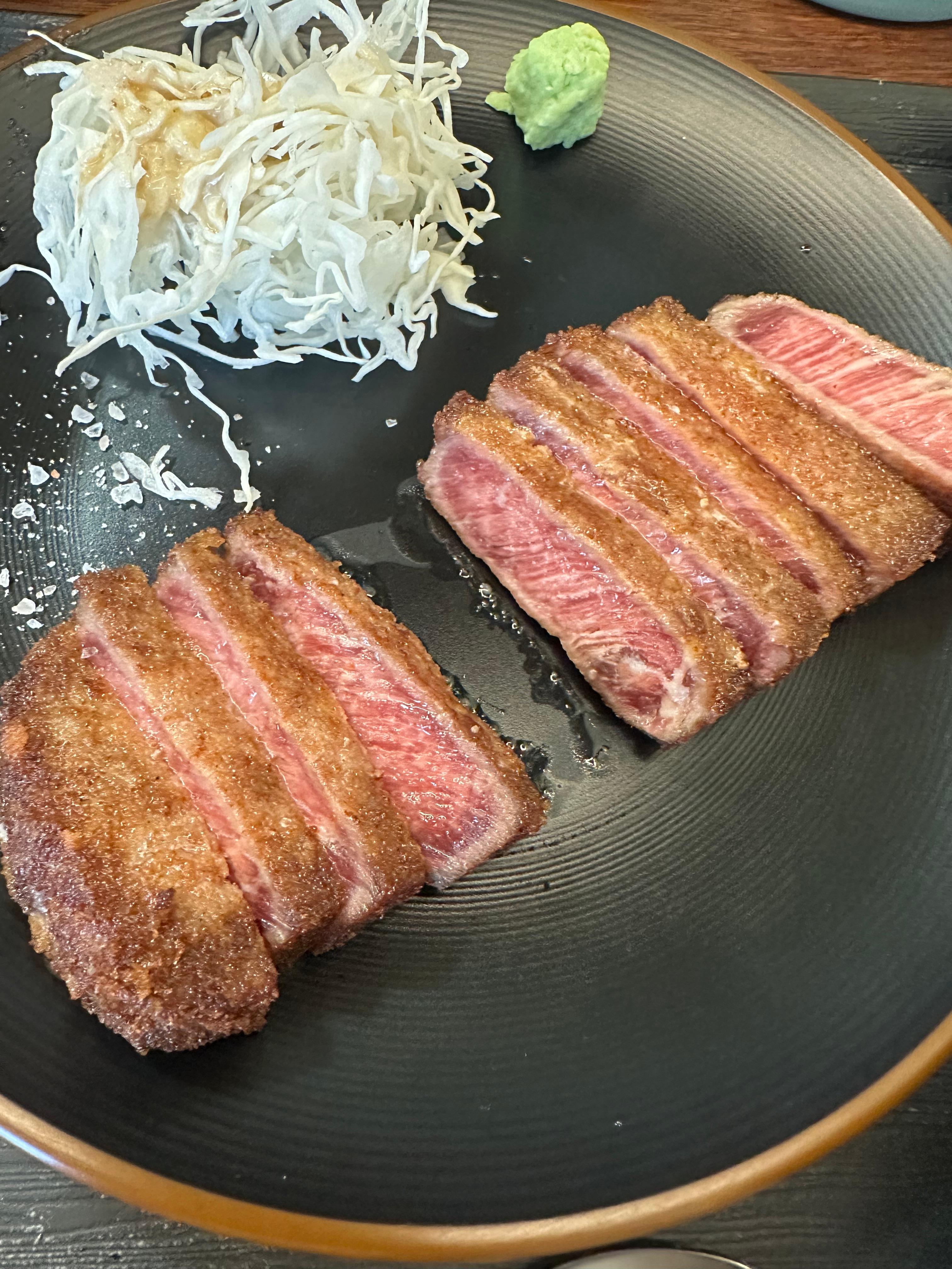 용산 맛집 규카츠정 추천(용산 삼각지 맛집, 규카츠, 직접 화로에 구워먹는, 나만의 화로, 규카츠 정식, 규카츠 타마고텐동 정식, 계란덮밥, 계란튀김, 직원들 모두 친절, 서비스 최고, 인기만점, 웨이팅 대기 주의, 밥 리필 무료)